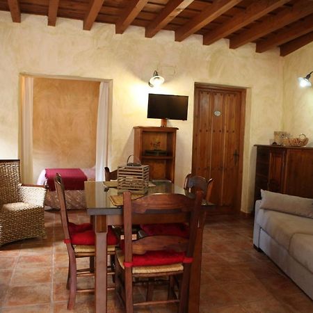 Apartamentos Rurales La Solana Robledillo De Gata Extérieur photo